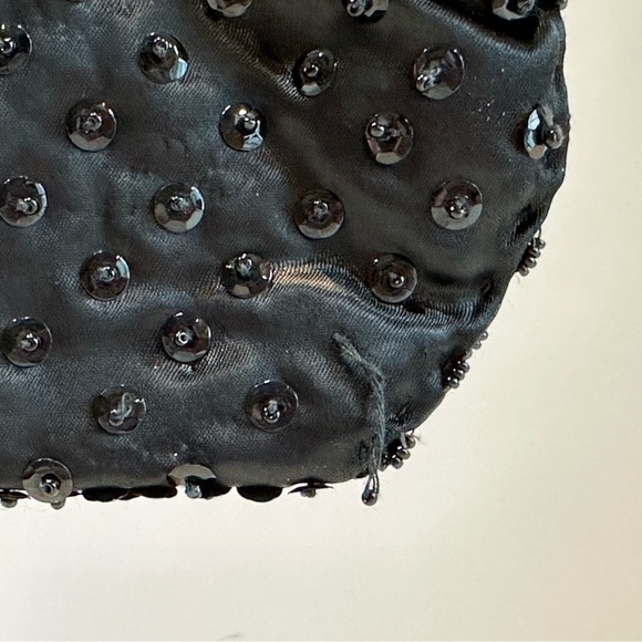 Vintage Black Beaded & Gold Wristlet‎ Chain or Wear as a Clutch Evening Bag - Picture 7 of 9